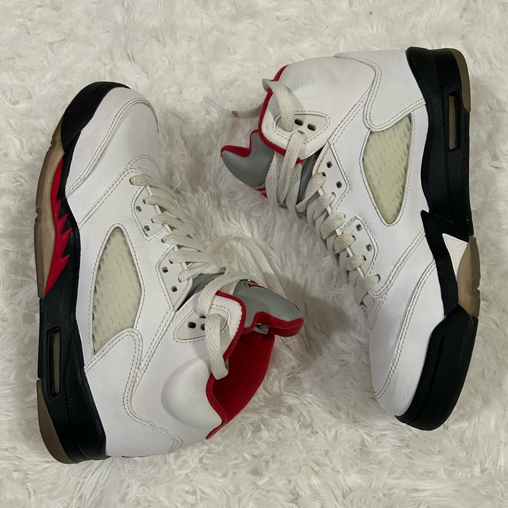Jordan 5 Retro GS Fire Red